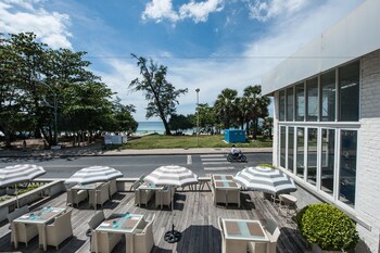 Beach/Ocean View