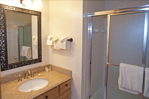 Condo, 3 Bedrooms - Bathroom