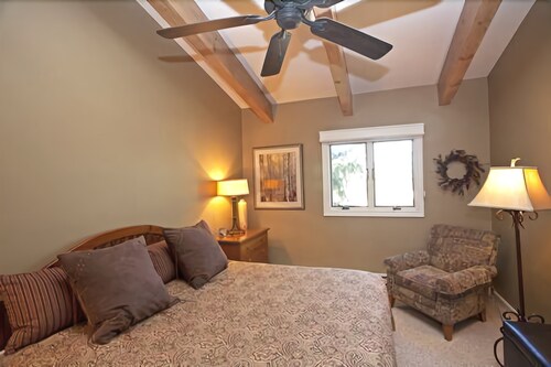 Loft (Two Bedroom Loft Three Bath Condo) - Guestroom