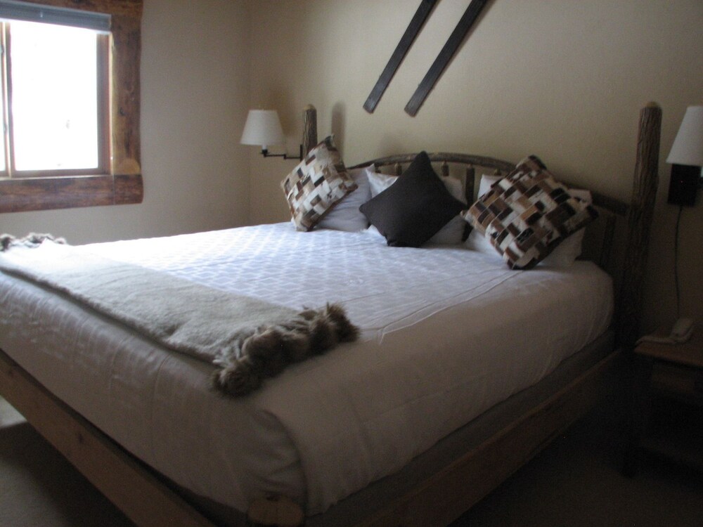 Loft, 2 Bedrooms, 2 Bathrooms (Condo) - Guestroom