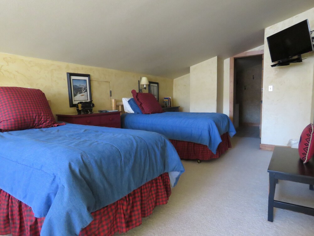 Loft (Two Bedroom Loft Three Bath Condo) - Guestroom