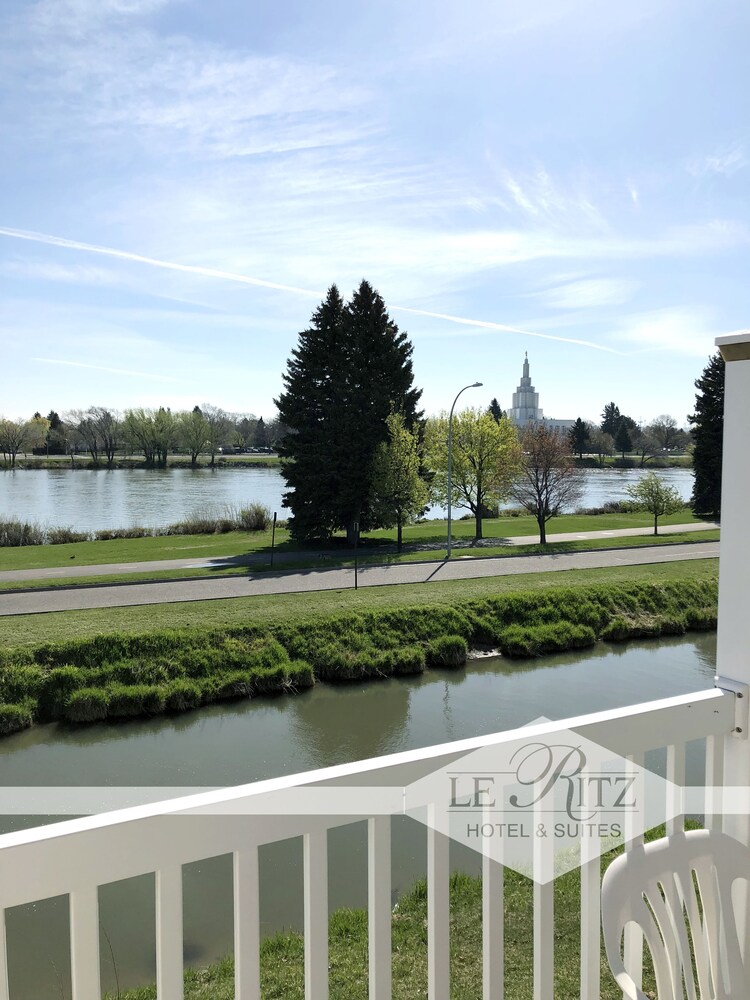Guestroom View