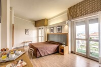 Superior Double Room, City View