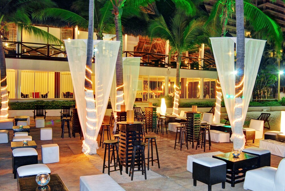 Outdoor Banquet Area
