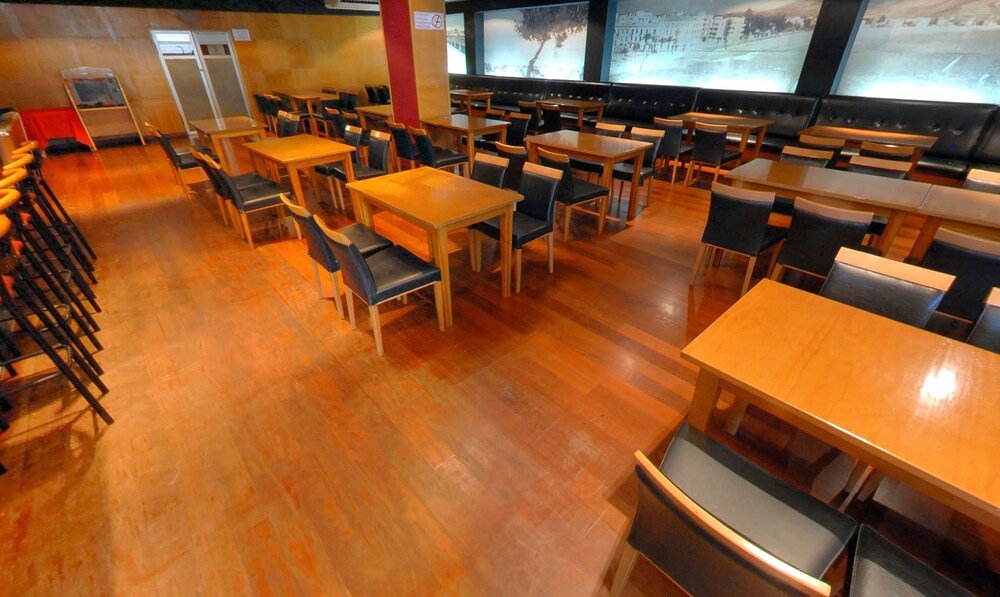 Cafe