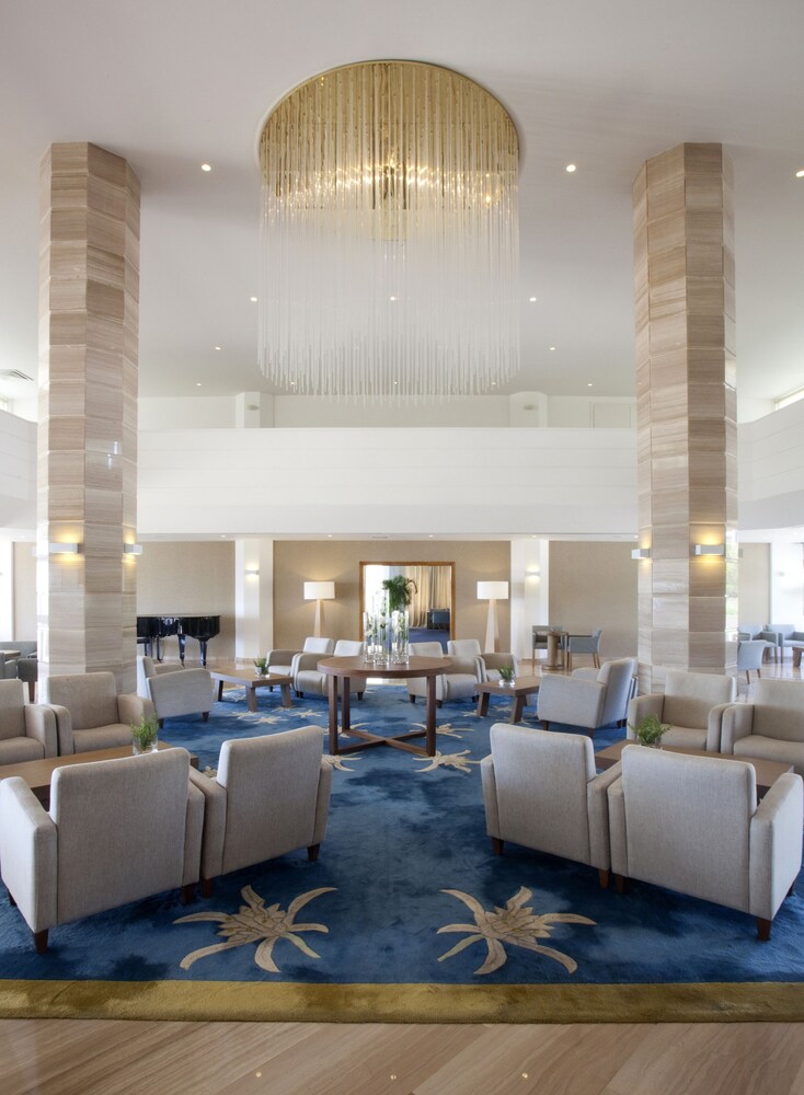Lobby-Lounge