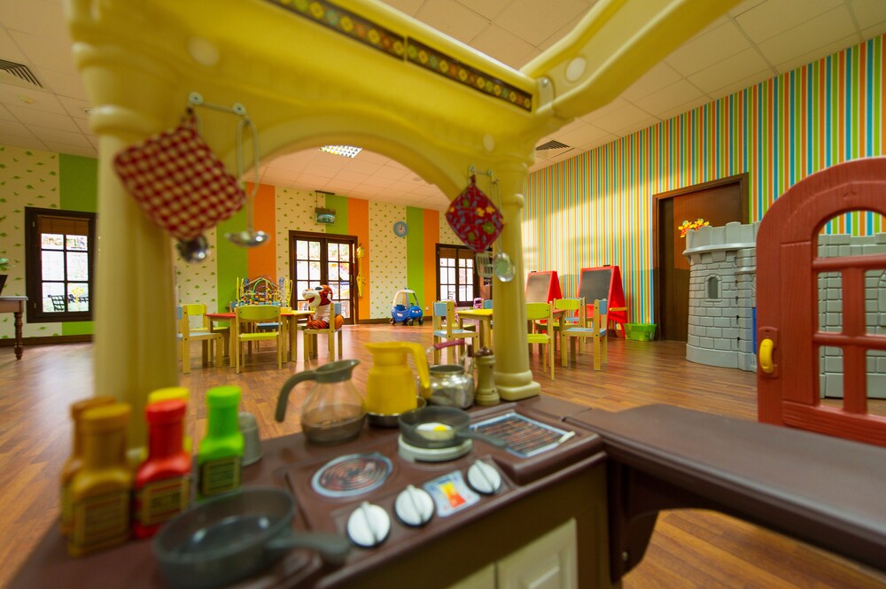 Childrens Play Area - Indoor