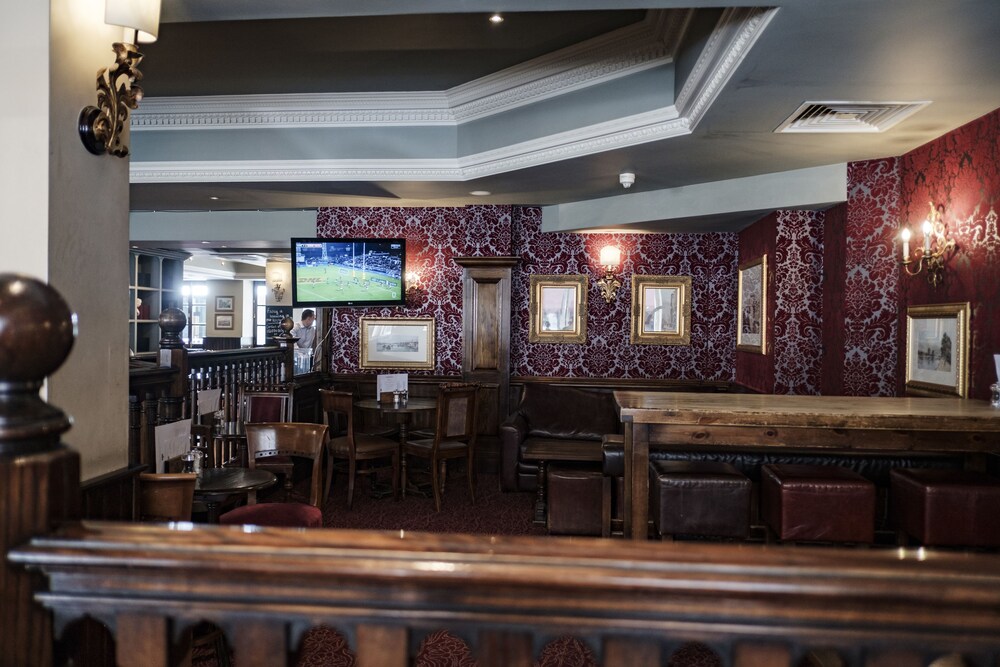 Hotel Bar