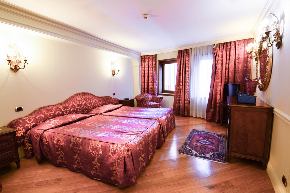 Superior Double Room - Guestroom