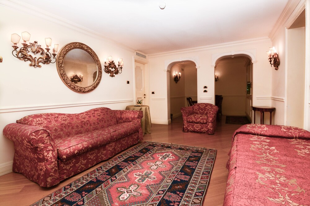 Suite (3 People) - Guestroom