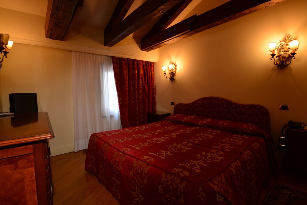 Superior Double Room - Guestroom