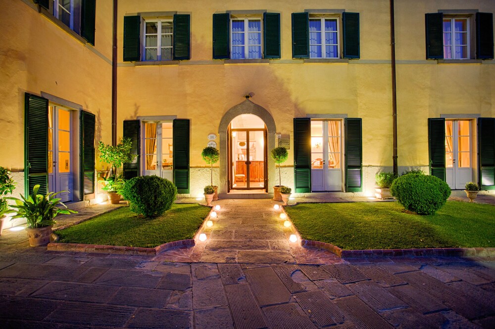 Hotel Front - Evening/Night