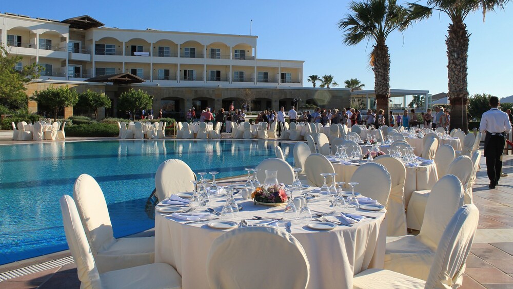Outdoor Banquet Area