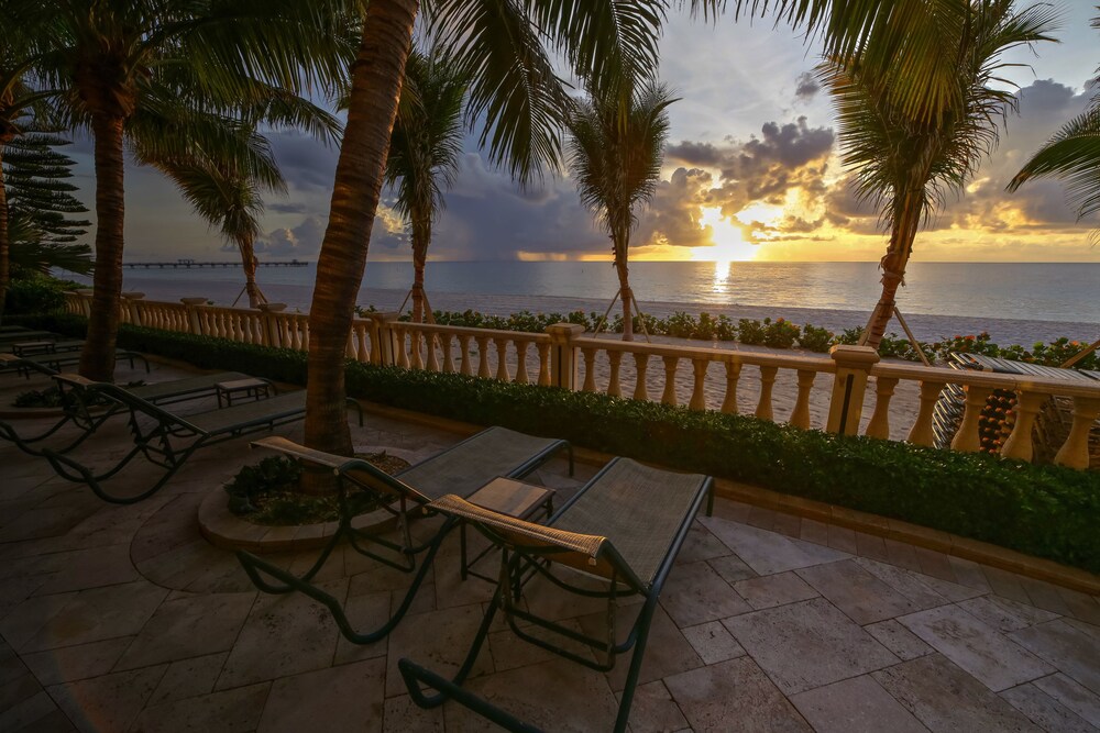 Beach/Ocean View