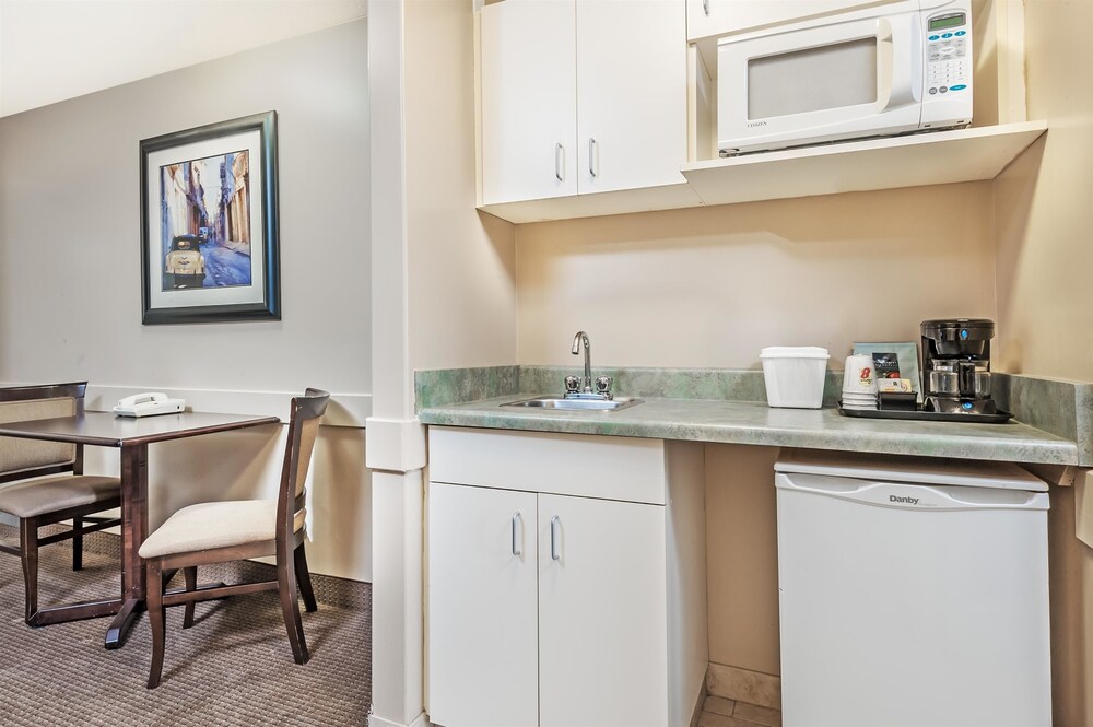 In-Room Kitchenette