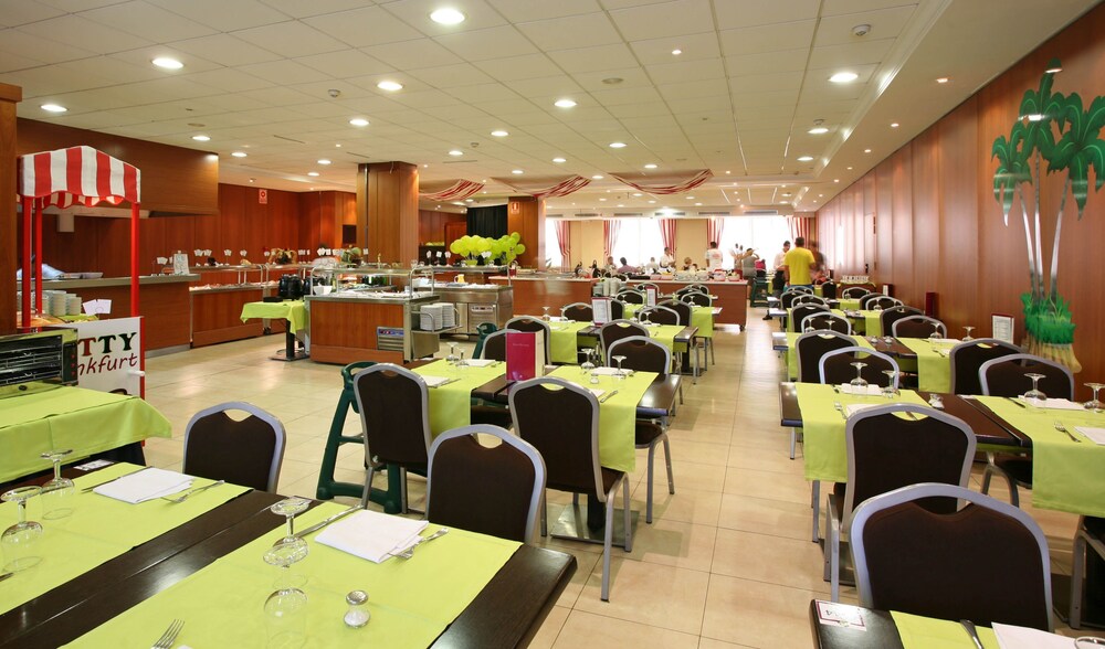 Food Court