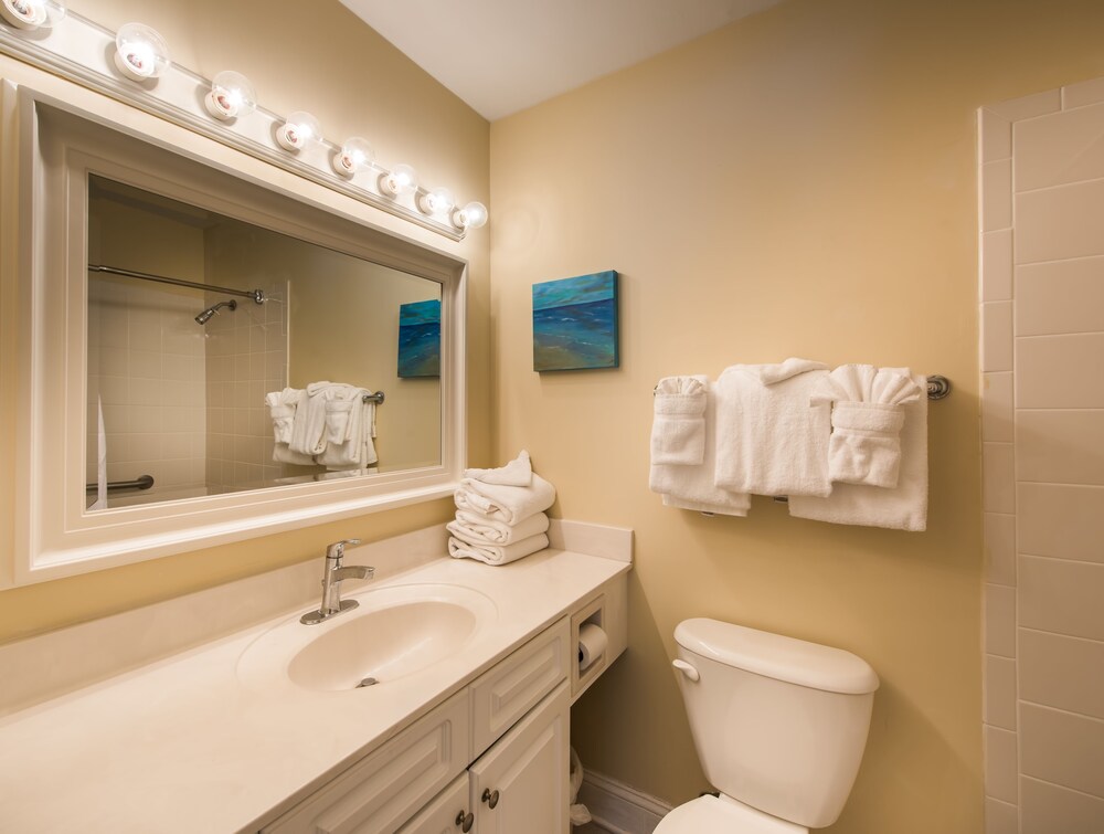 Villa, 1 Bedroom (Oceanside) - Bathroom