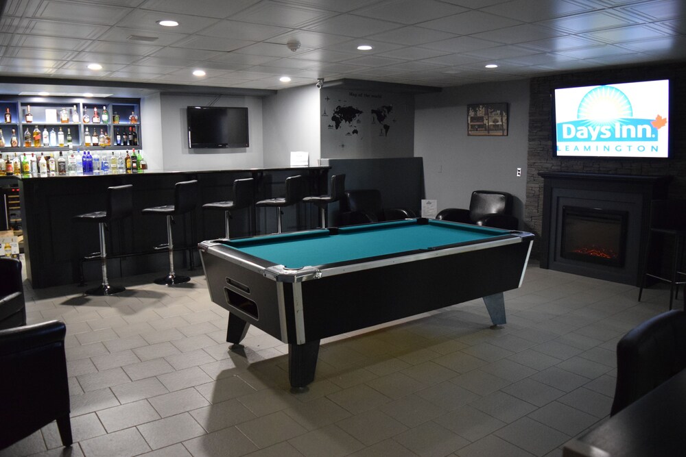 Hotel Lounge