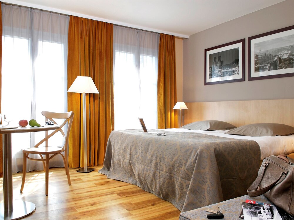 Studio (3 persons) - Featured Image