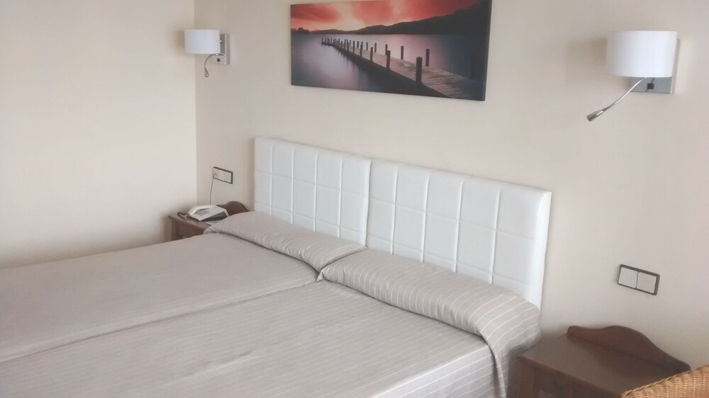 Double Room - Guestroom