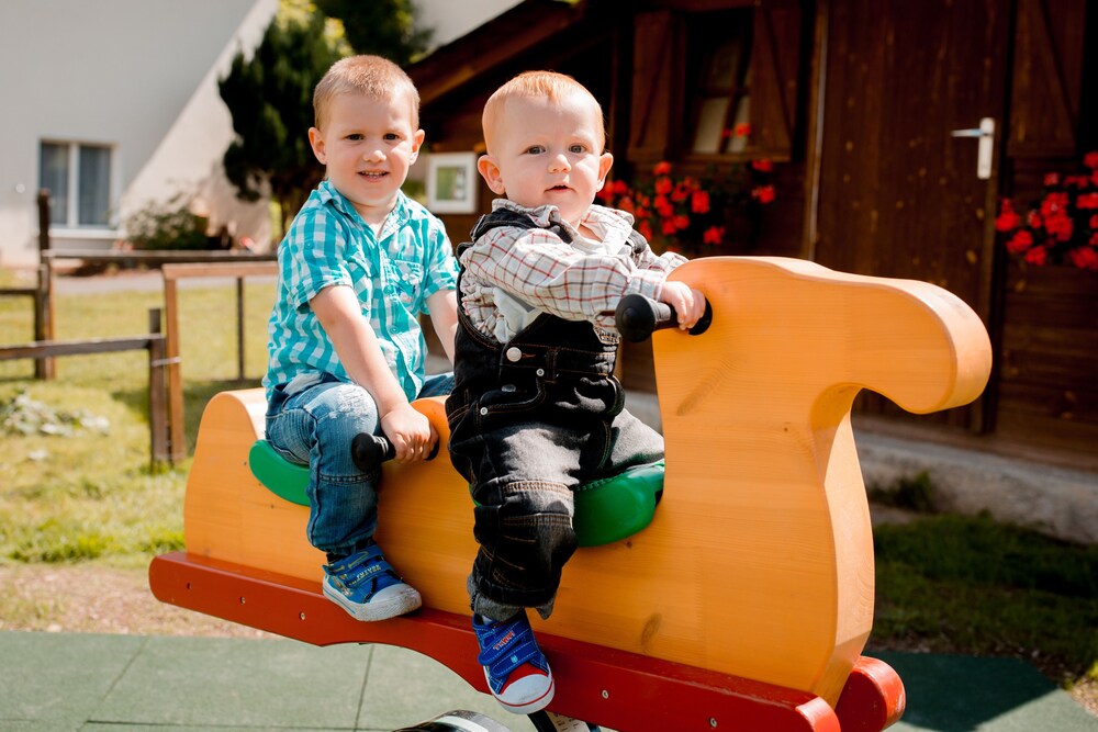 Childrens Play Area - Outdoor