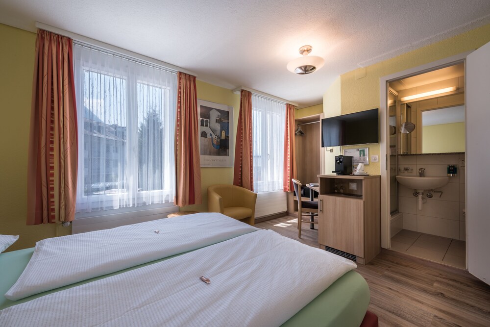 Guestroom