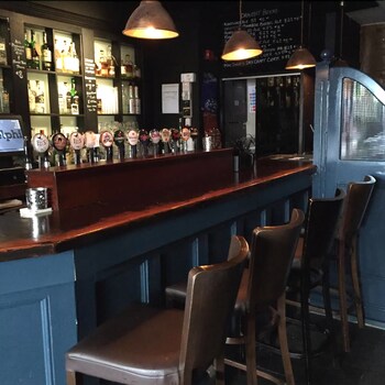 Hotel Bar