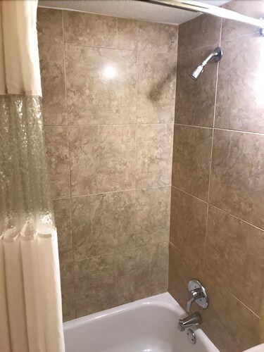 Ducha en el cuarto de baño