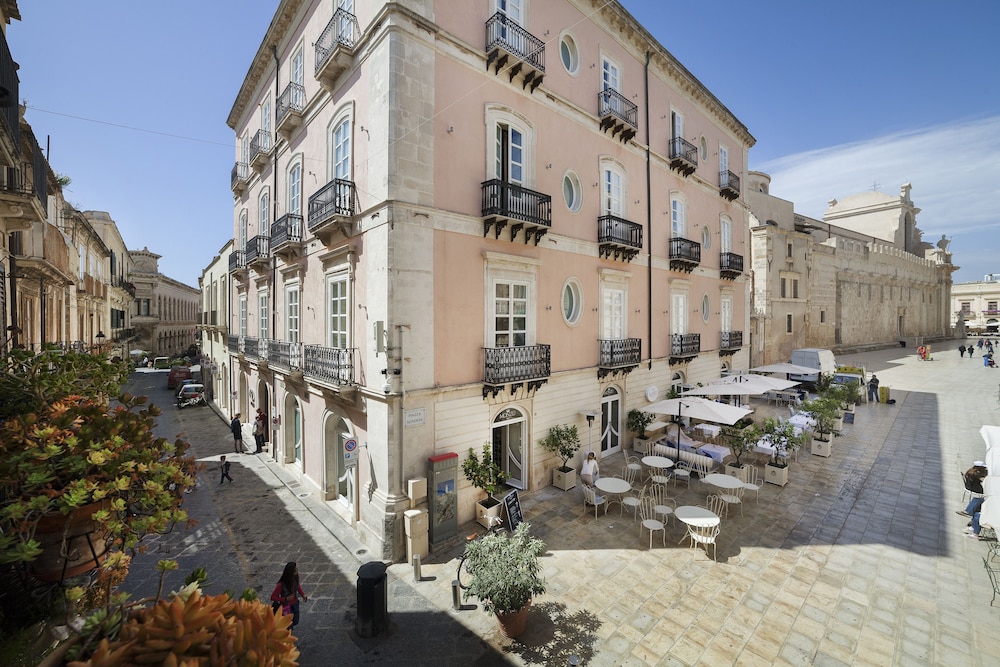 Facciata hotel