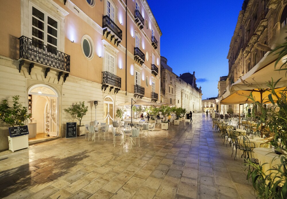 Facciata hotel