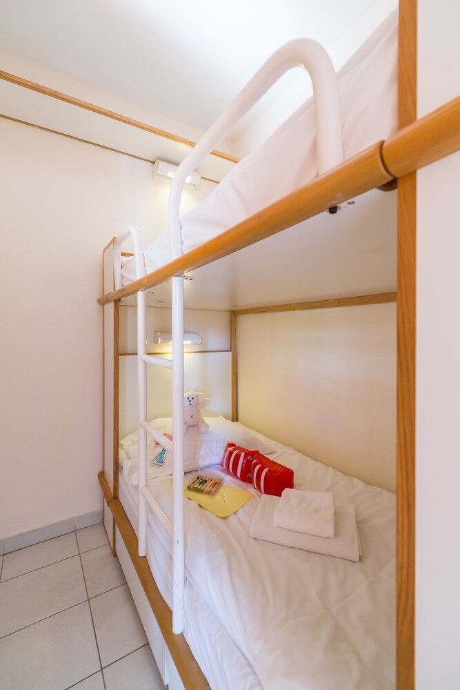 Chambre (Studio standard pour 4/5 personnes vue Mer ECO)
