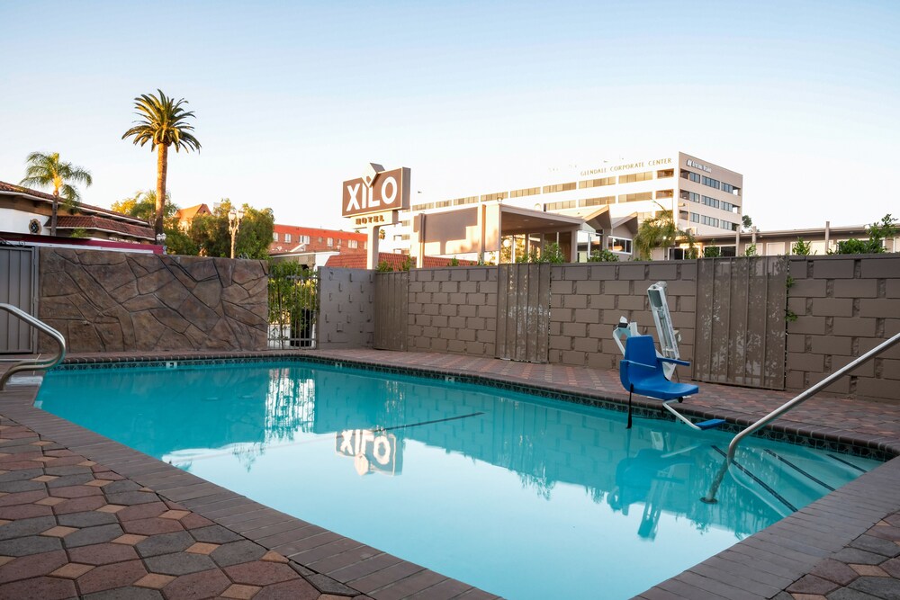 Udendørs pool