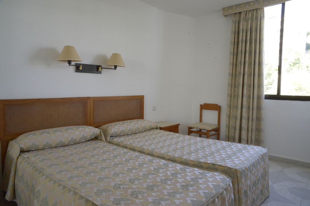 Standard Apartment - Guestroom