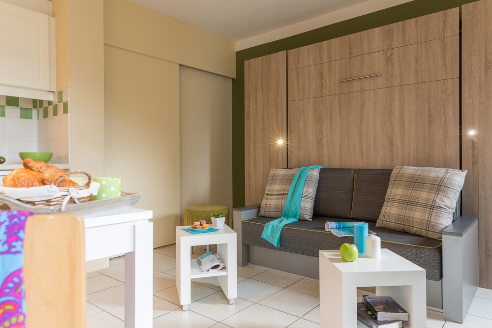 Standard Studio for 4 people - Living Area