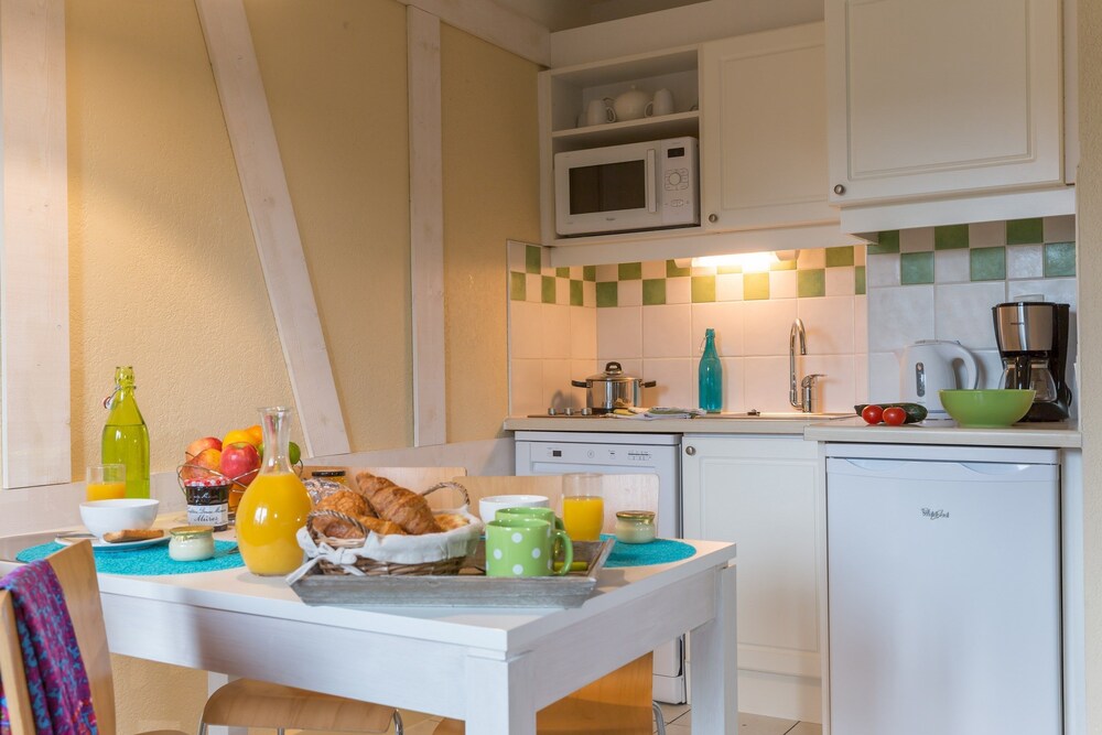 Standard Studio for 4 people - In-Room Kitchen
