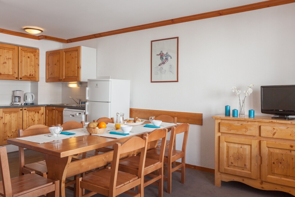 Standard 3 Bedrooms Apartment for 7/8 people - In-Room Kitchen