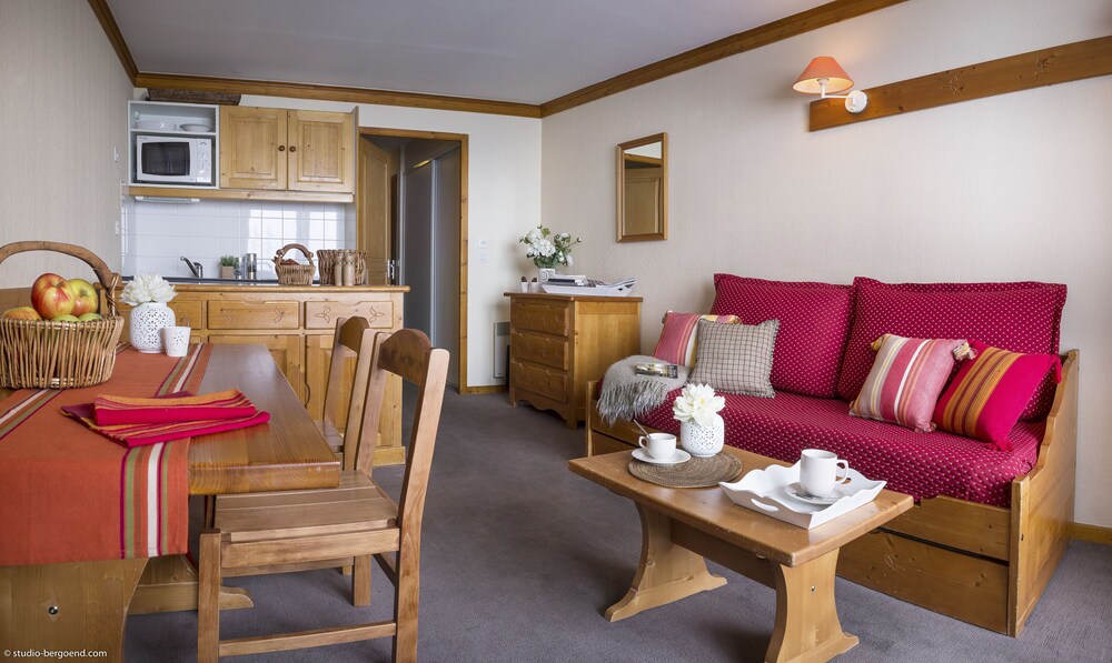1 Bedroom Apartment for 3/4 people - Living Area