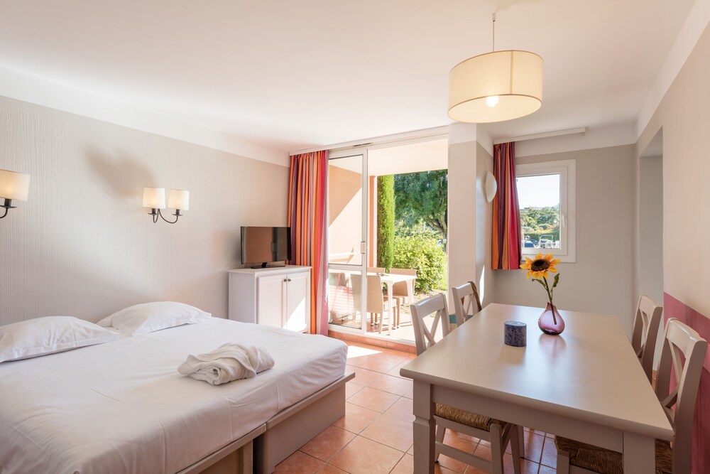 Standard Eco 1 Bedroom Apartment 6 people - Guestroom