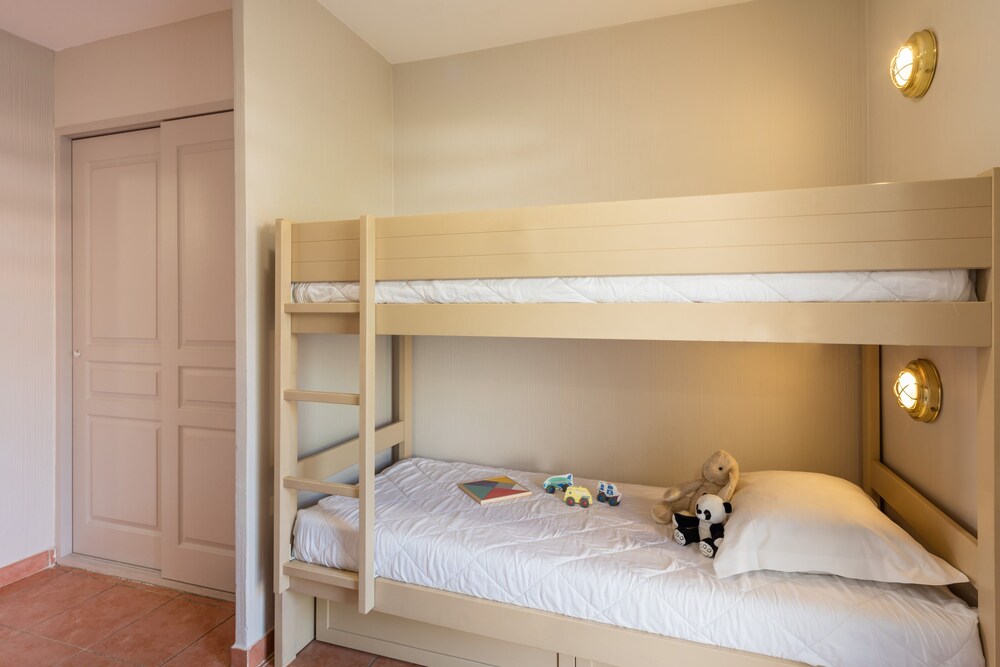 Childrens Theme Room
