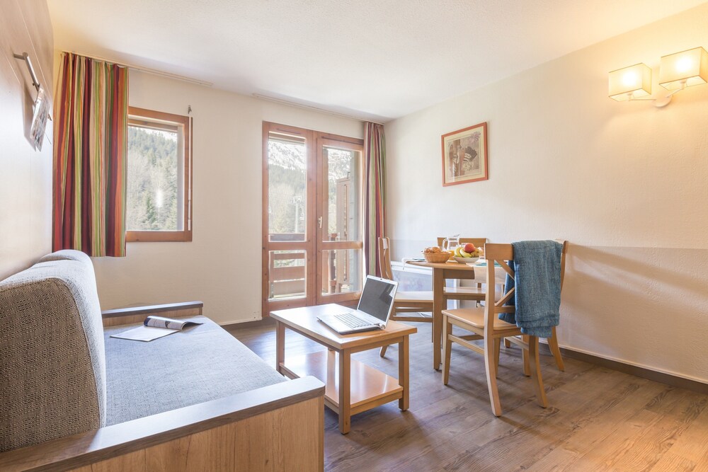 Standard Studio for 4 people - Living Area