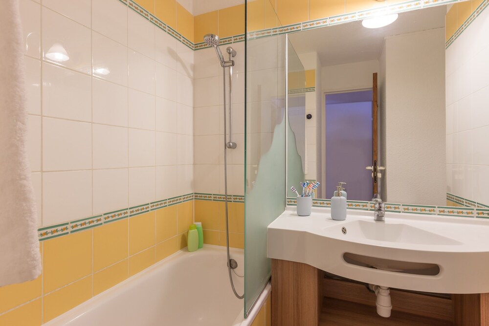 Standard Studio for 4 people - Bathroom