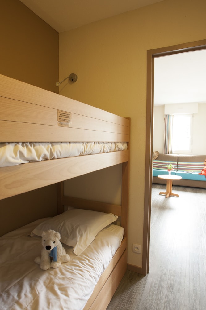 Standard Studio - Childrens Theme Room