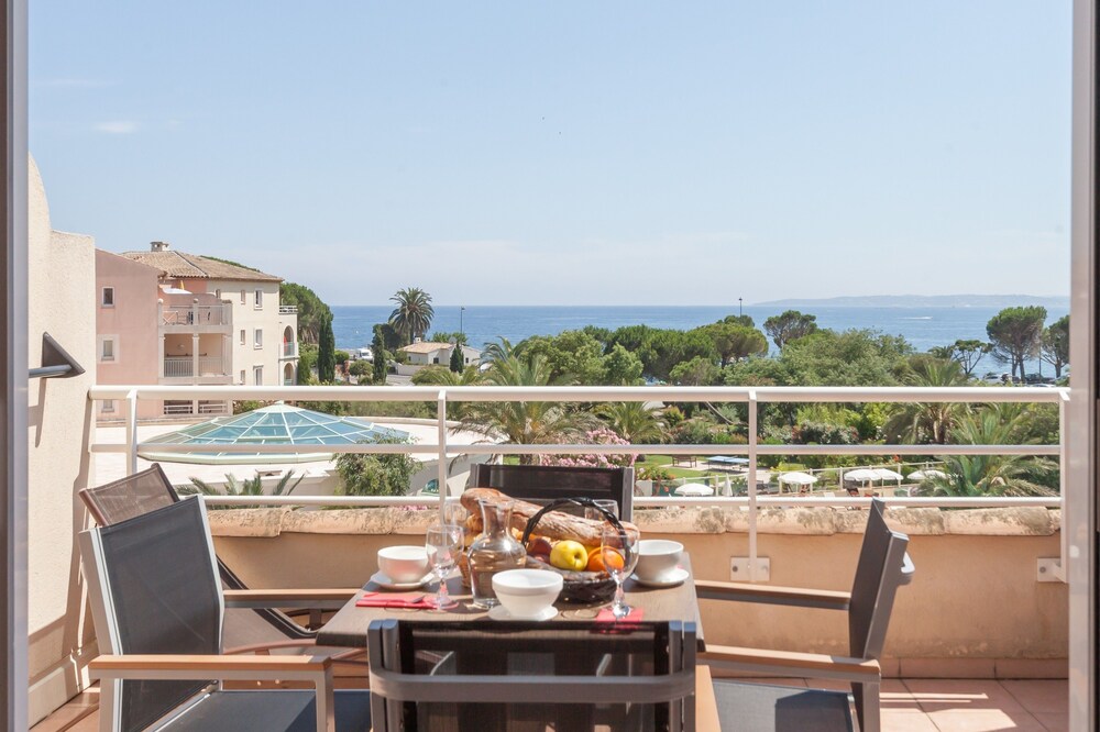 Standard 1 Bedroom Apartment for 4 people - Balcony