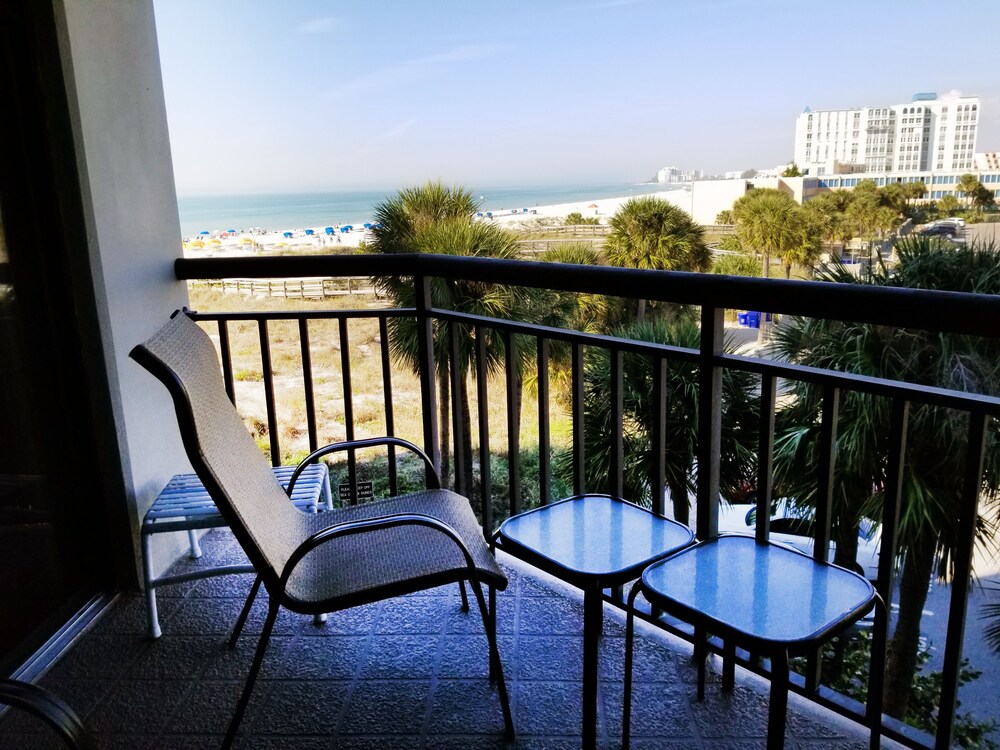 Condo, 1 King Bed with Sofa bed - Balcony