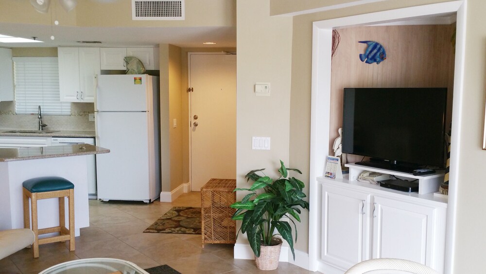 Condo, 1 King Bed with Sofa bed - Living Area