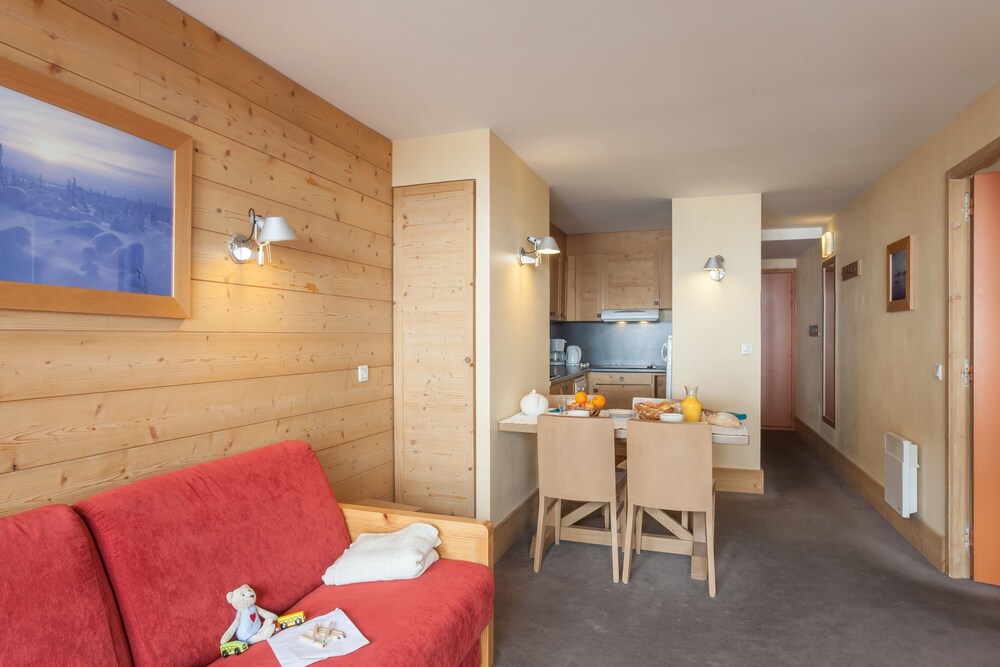 Standard Apartment - Living Room
