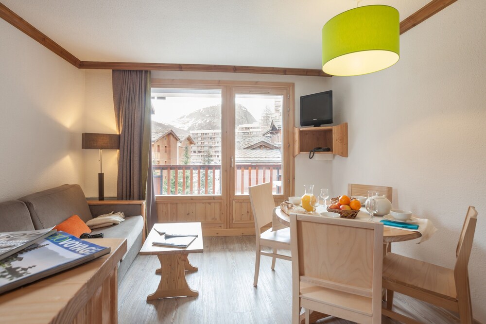 Standard Studio for 3/4 people - In-Room Dining