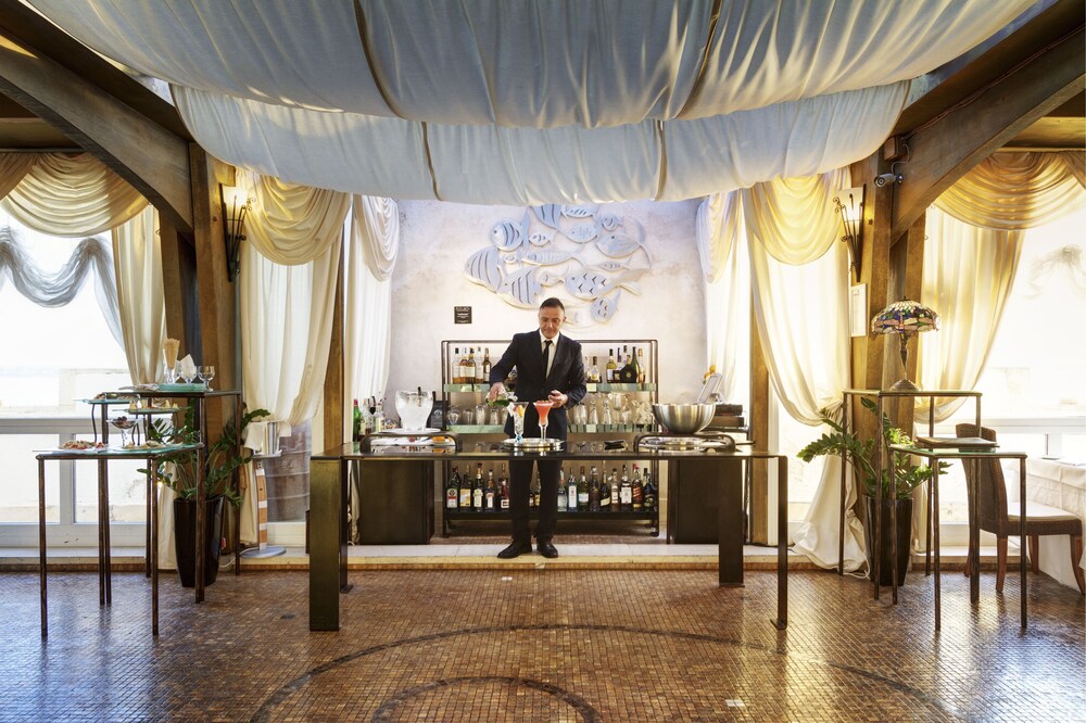 Bar dell'hotel
