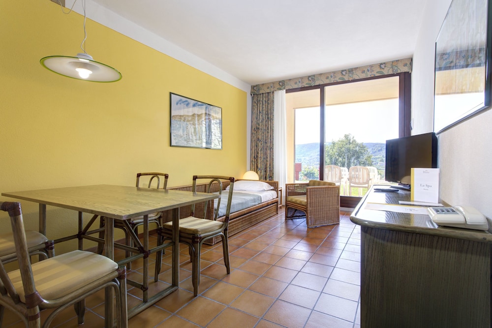 Zimmer (Apartment, 1 Schlafzimmer, Terrasse, Gartenblick)