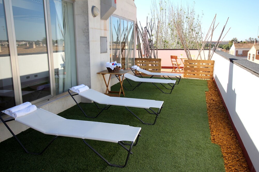 Sundeck